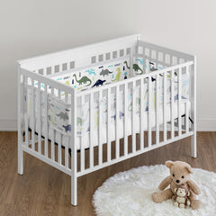 Sweet Jojo Designs breathablebaby short panel liner helps secure sides and pacifier within reach.