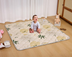 TADO MUSLIN 50x50 mat—spacious play area for babies