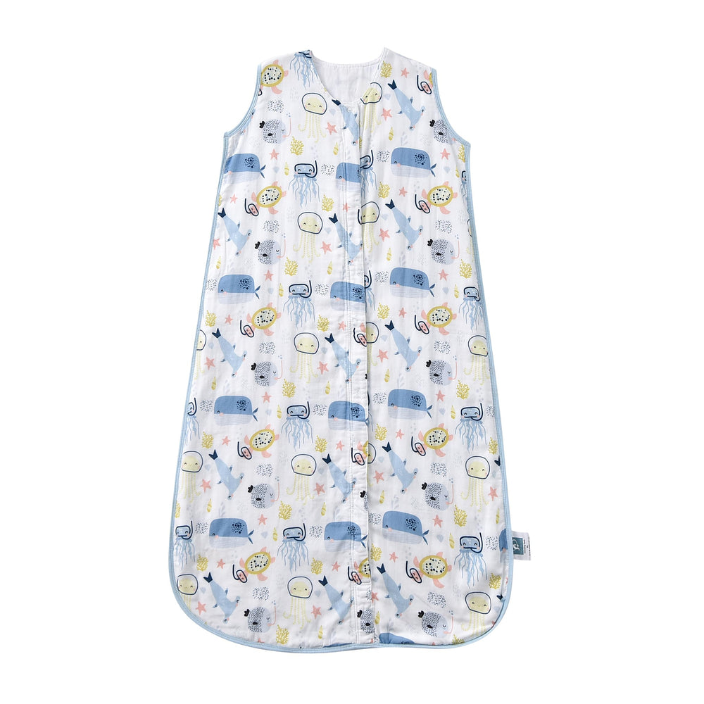 TADO MUSLIN toddler sleep sack front view with 0.5 TOG warmth for warm room comfort.
