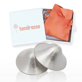 Tendresse silver nursing cups latch-comfort view showing gentle latch support.