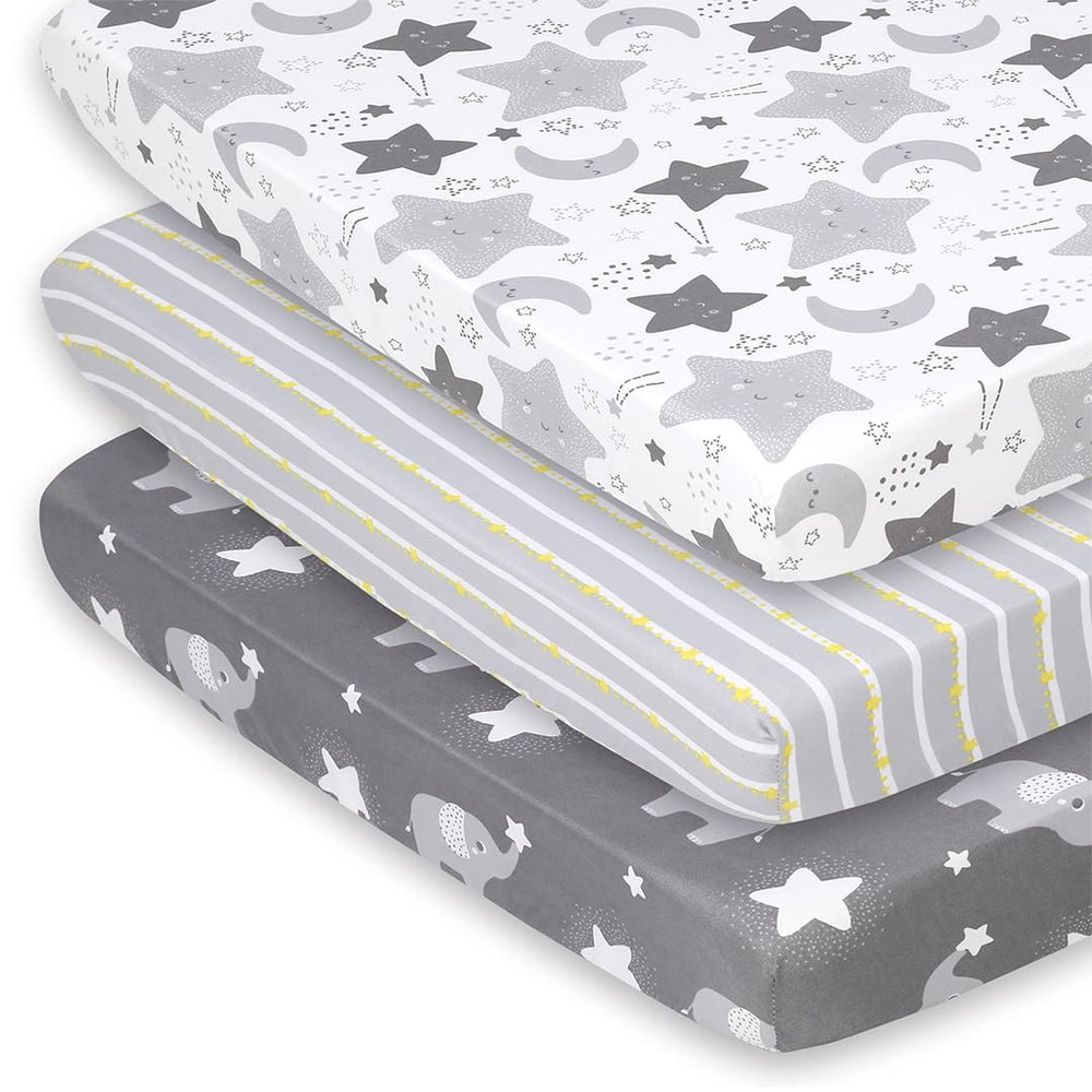 The Peanutshell elephant-stars print sheet for playard enhances cozy, breathable sleep.