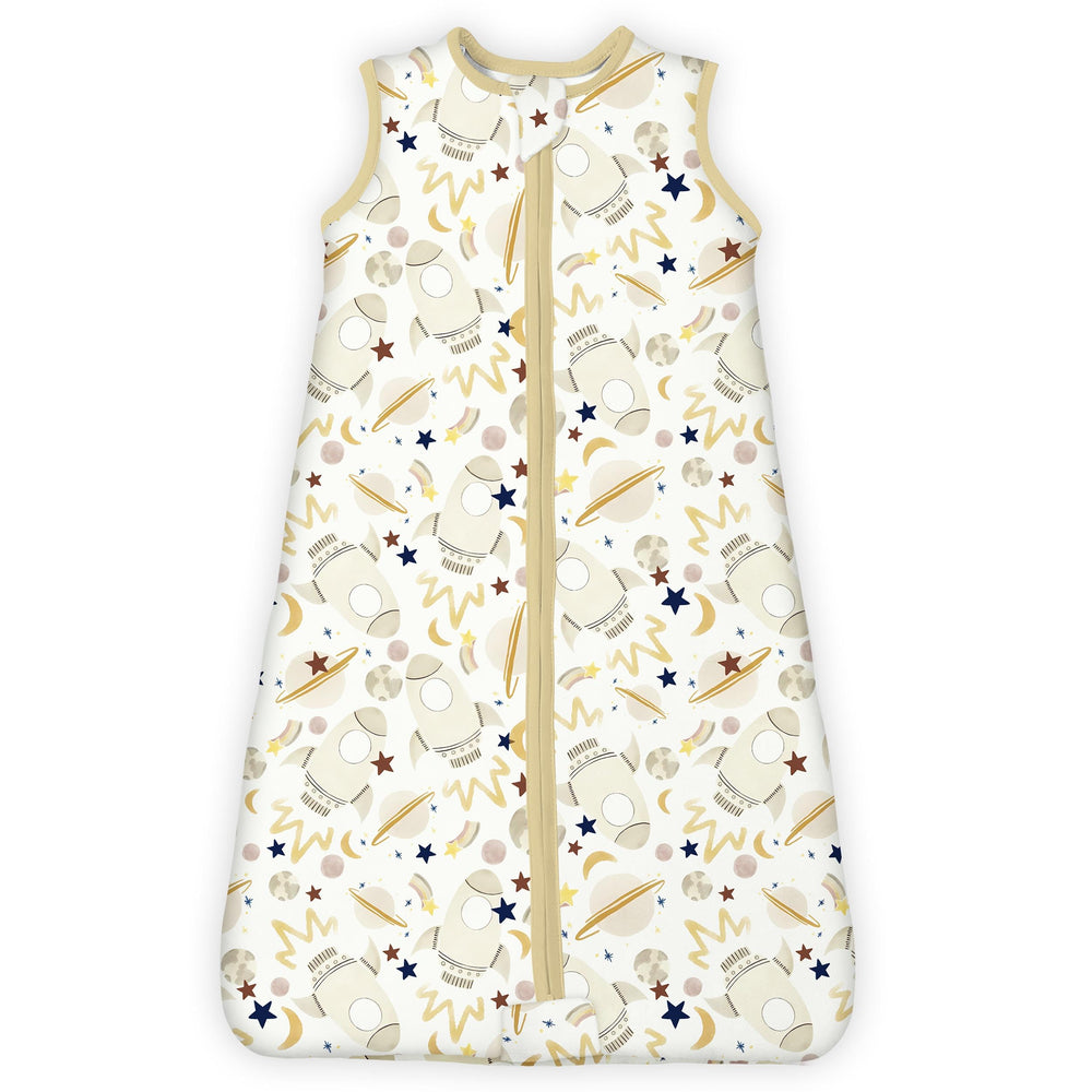 TOTBASIC sleep sack 1-0tog closeup highlights snug jersey knit fabric for cozy sleep