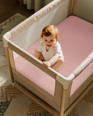 Unnivoll breathable muslin closeup shows gentle fabric suitable for delicate baby skin