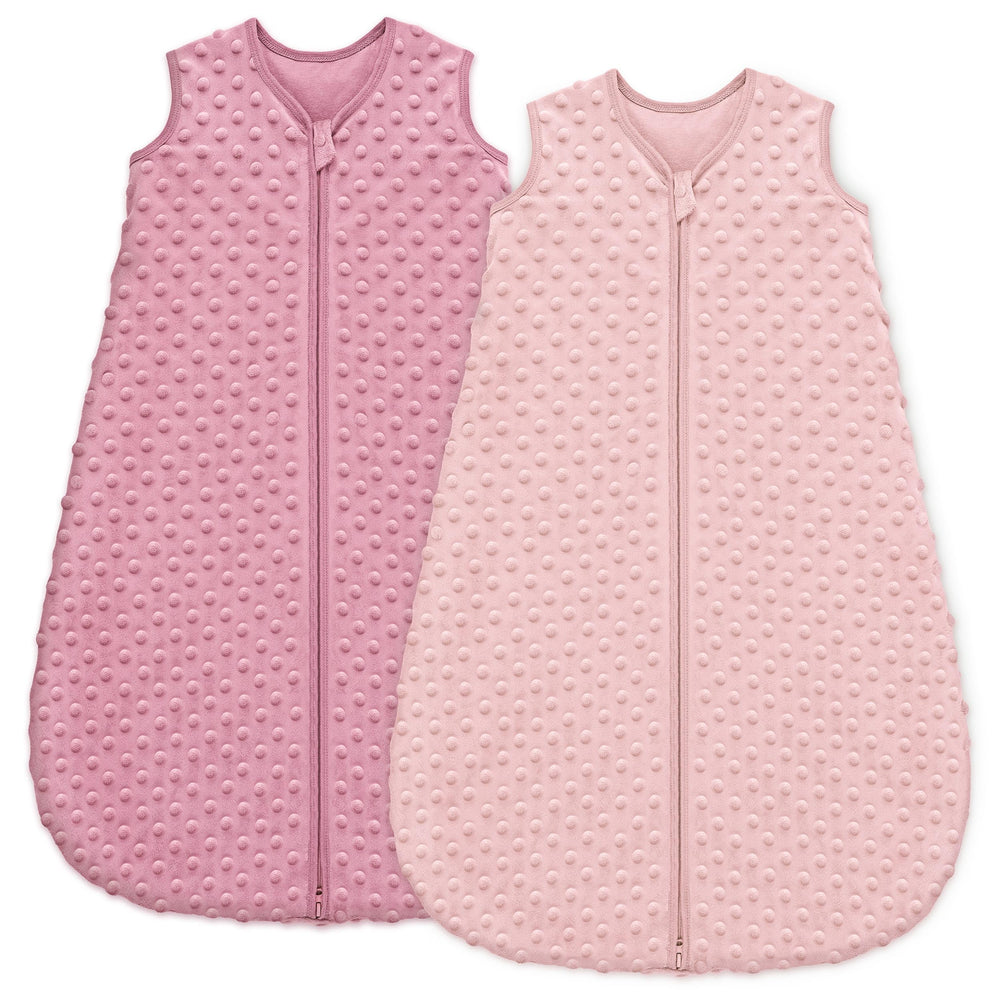 Unnivoll fleece sleep sack closeup showing plush dots that soothe babies during naps.