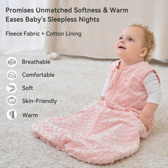 Unnivoll sleep sack shows a two-way zipper for easy night-time diaper changes