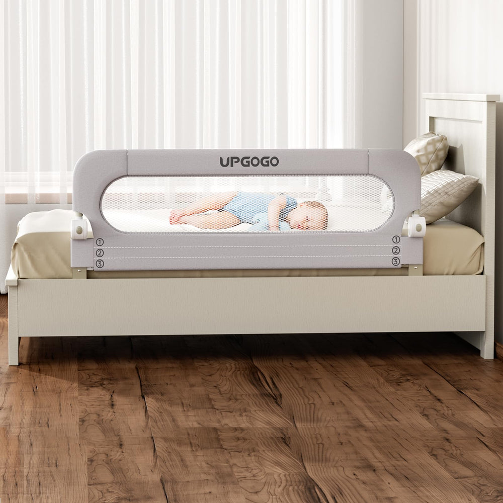 UPGOGO folding bed rail guard demonstrates safer bed access for toddlers.