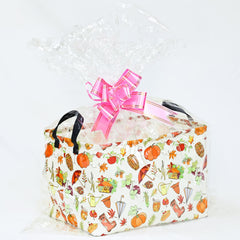 VAIVUSTO Thanksgiving Box handles close-up highlights easy portability for busy homes.