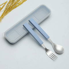 VANRA travel case blue keeps flatware clean and portable for school lunches.