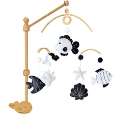 VN3BTOY high-contrast black and white fish mobile for crib visual tracking.