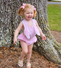 Wee Ones WeeStay clip closeup, secure grip for active play and all-day wear