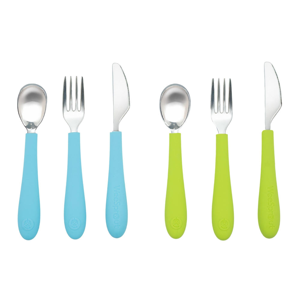 WeeSprout Kids Utensils Set with blue handles improves comfortable grip during meals.