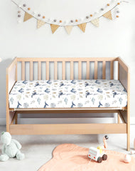 Woodiville Aquatic Adventures crib sheets dryer-friendly ensure quick turnaround after laundry.