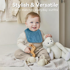 Wrrernsin Muslin Baby Bibs material close-up reveals organic cotton muslin and plush back.