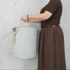 XUANGUO laundry basket handles ergonomic design for easy transport around living spaces