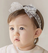 Yheahin baby headband lace bow white closeup for elegant newborn look.