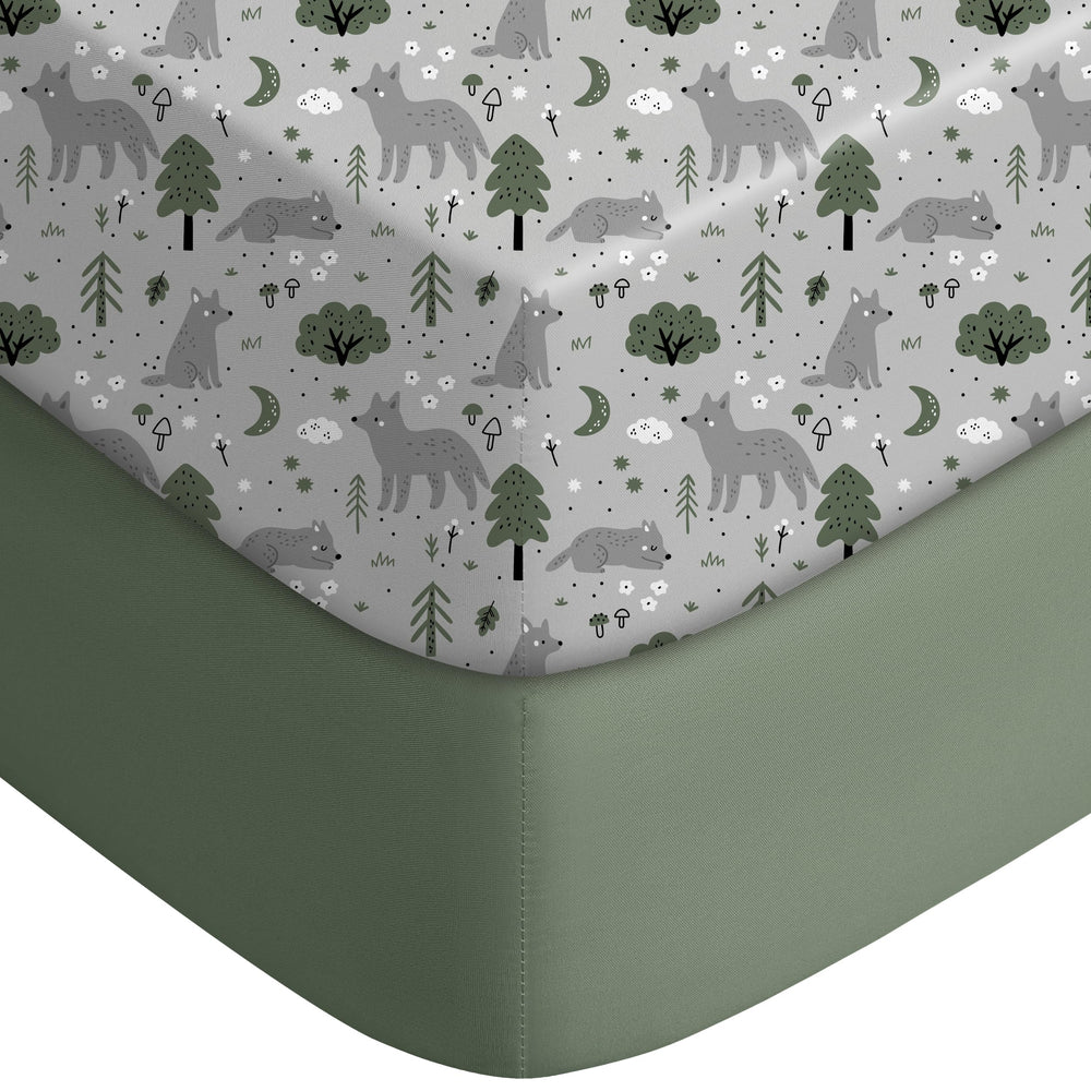Yoofoss fox-pattern crib sheet with snug fit for peaceful sleep.