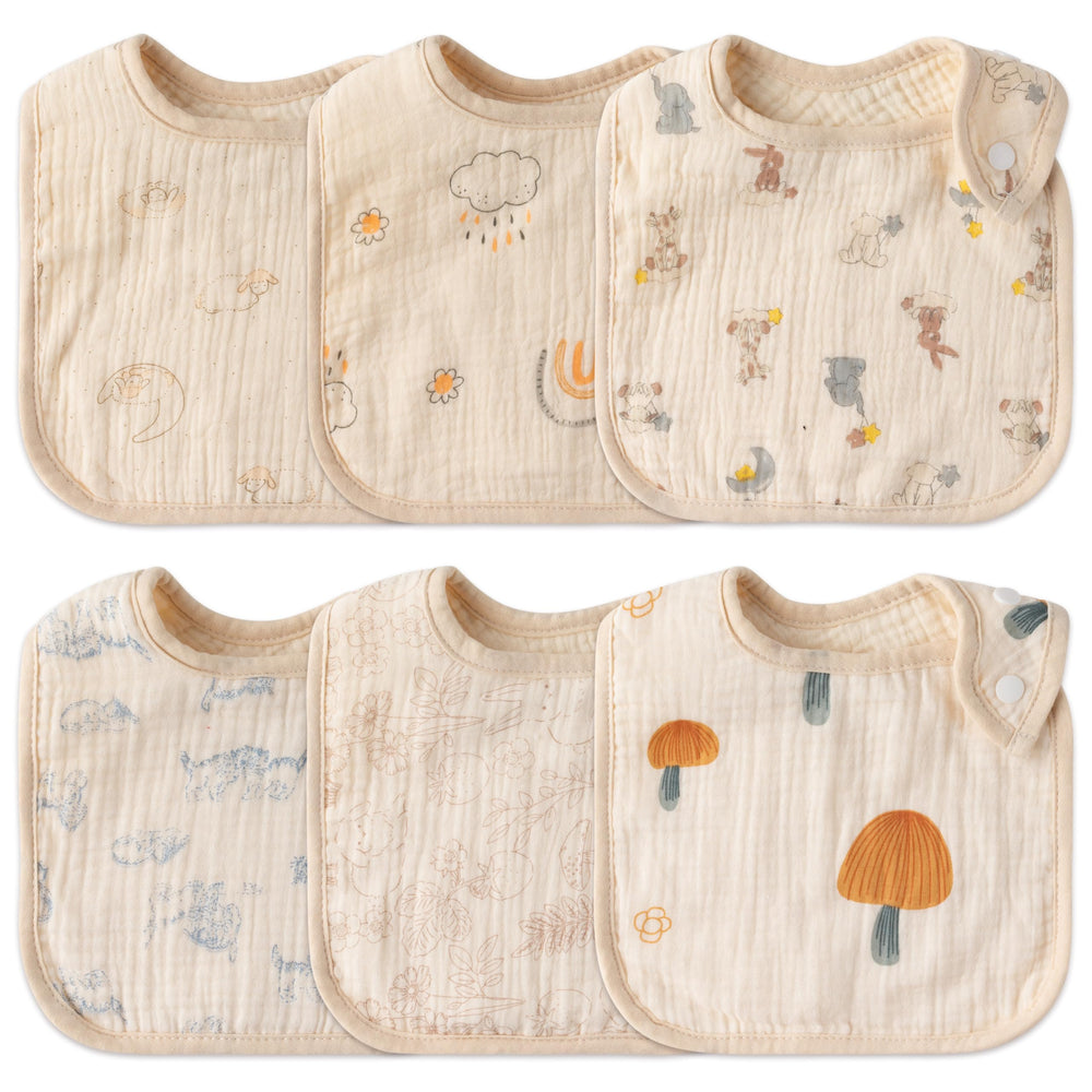 Zainpe rabbit-pattern bib keeps baby outfits dry during feeding and teething