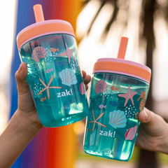 Zak Designs Kelso leak-proof lid close-up shows easy, mess-free sipping for active children