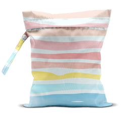 zcyxuuw wet bag front view with handle for easy grabbing and hanging