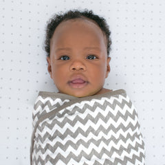 Ziggy Baby wings with hook-and-loop closures provide adjustable, secure fit.