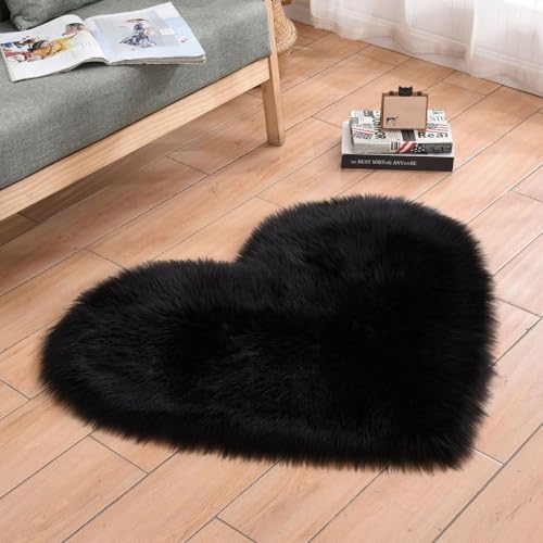 ZuTKekon faux fur heart rug close-up shows plush texture for cozy floors.
