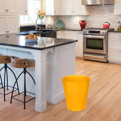 ZXJ small trash can durability shot highlights durable plastic and long-term use.