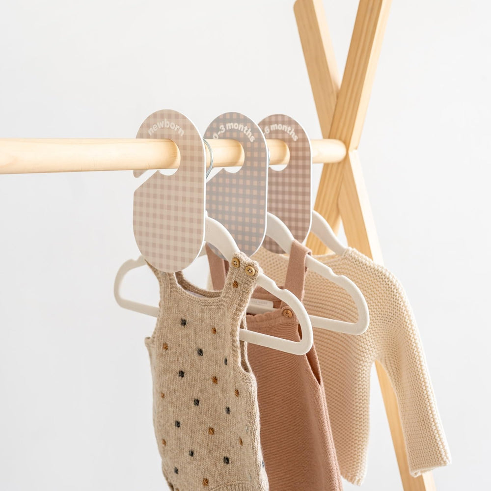 3 Sprouts easy-access design keeps clothes sorted by size quickly.