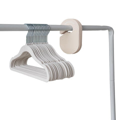 3 Sprouts baby clothes organizer in use shows quick outfit changes with clear size cues.