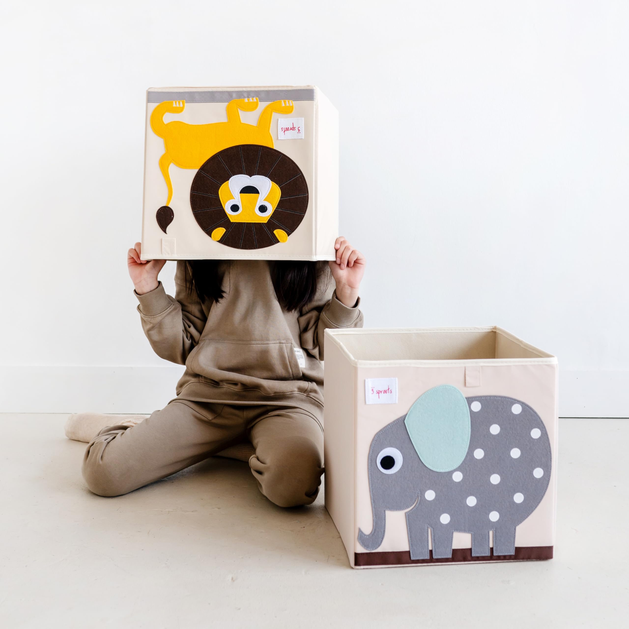 3 Sprouts toy storage cube made of durable polyester, soft to touch for kids