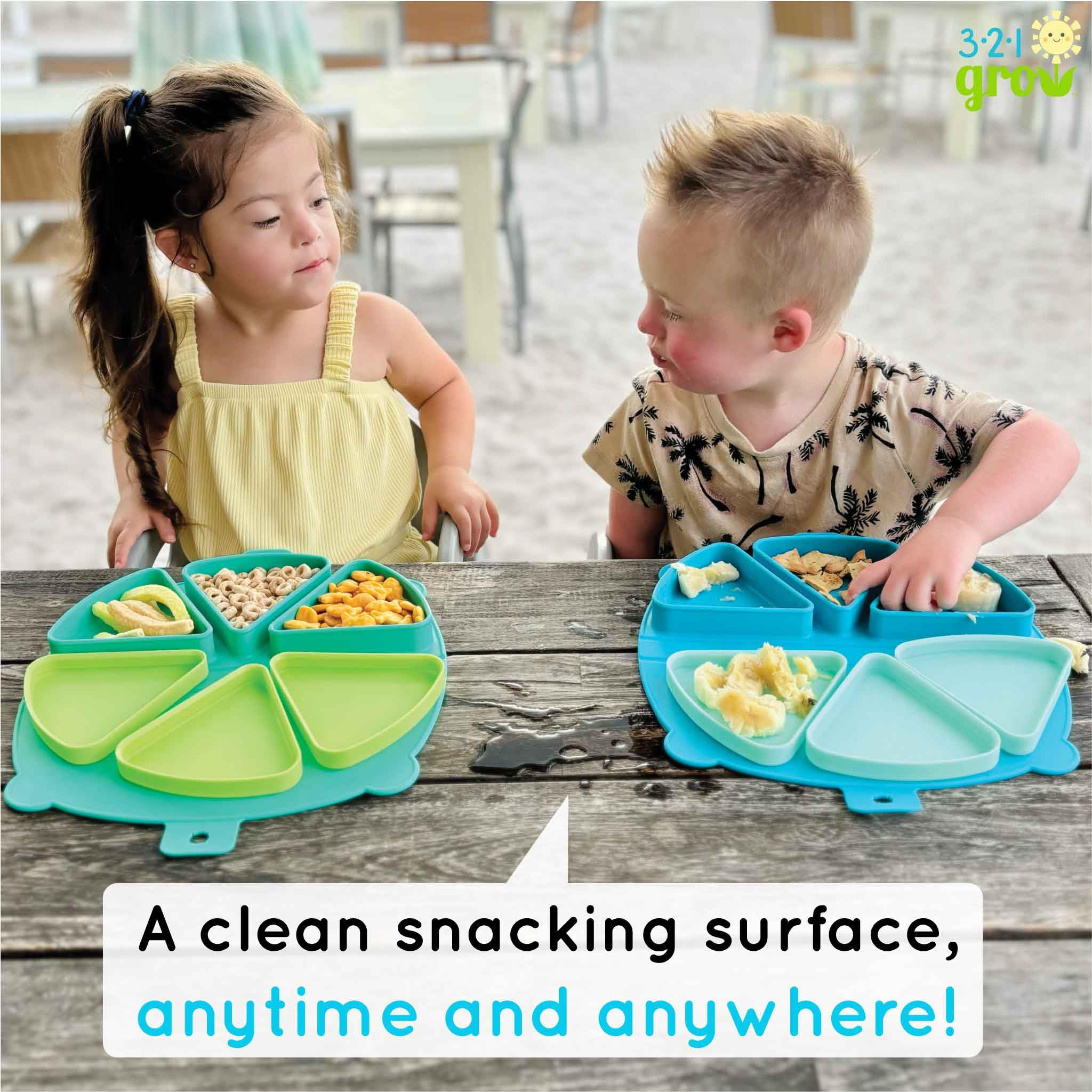 321 Grow travel-friendly snack mat used at restaurants for mess-free dining