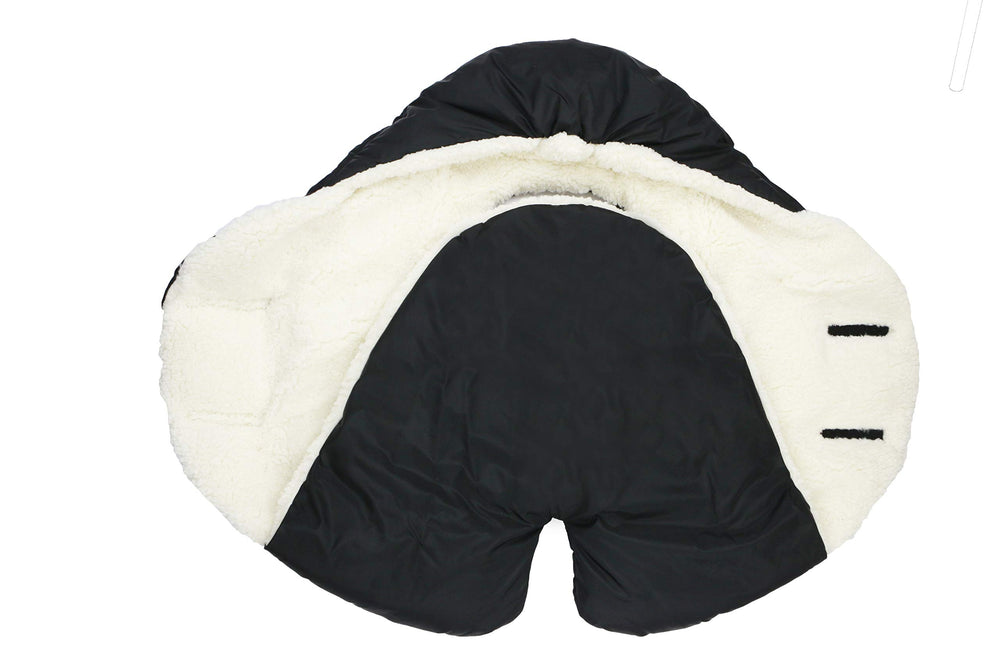 7 A.M. baby car seat blanket with water-repellent shell protects against rain and wind