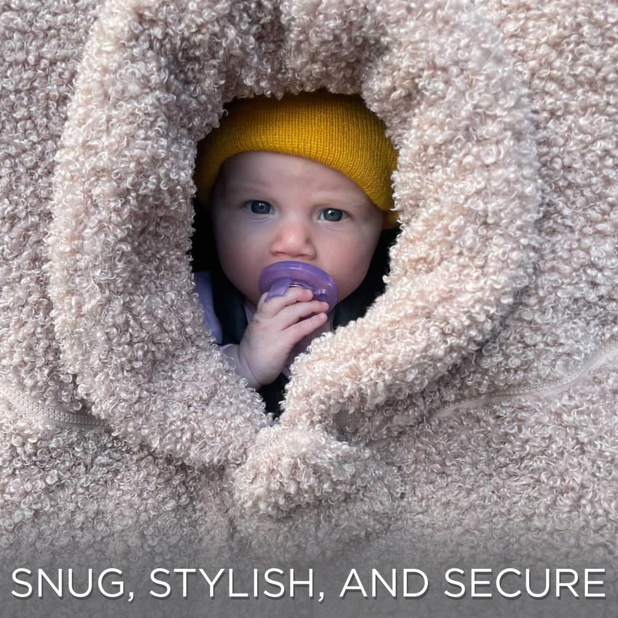 7AM Enfant Cocoon in car seat during snow with warm protection
