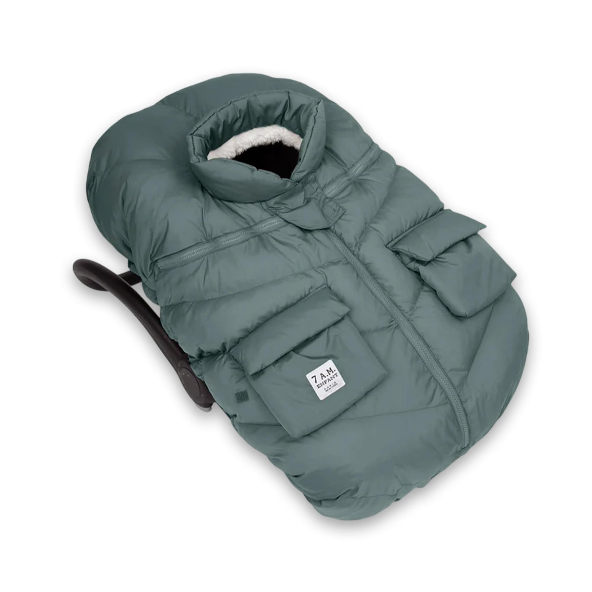 7AM Enfant Cocoon Pine cover provides snug, windproof warmth for infants in car seats.