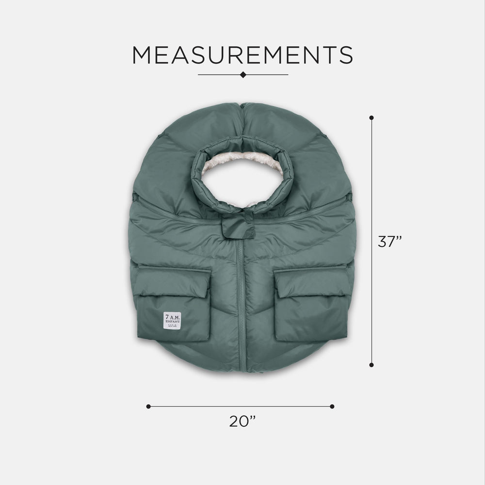 7AM Enfant Cocoon Pine easy-install elastic base simplifies car transfers.