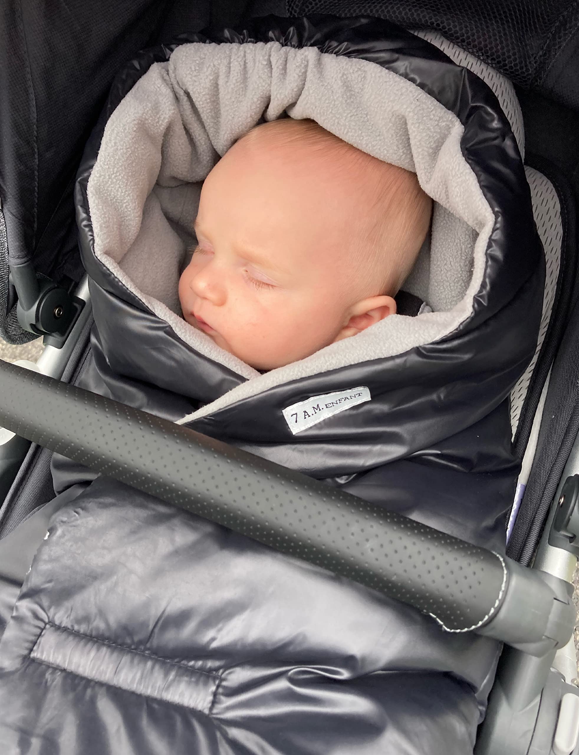 7AM Enfant Nido adjustable wrap with hook-and-loop closure