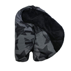 7AM Enfant Nido closeup shows plush lining and soft warmth.