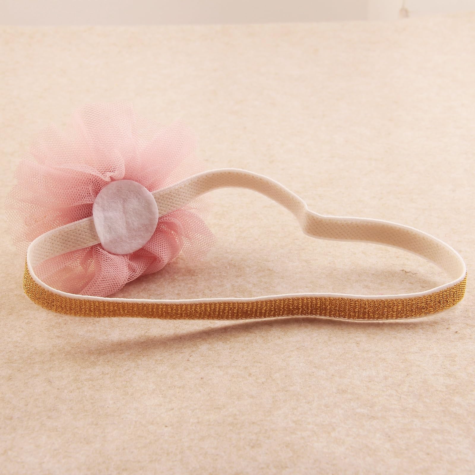 Nishine mini crown headband gift-ready packaging image.