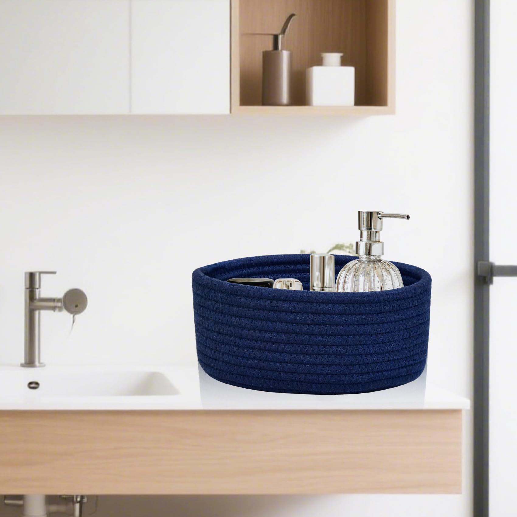 ABenkle cotton rope basket with soft texture ideal for towels.