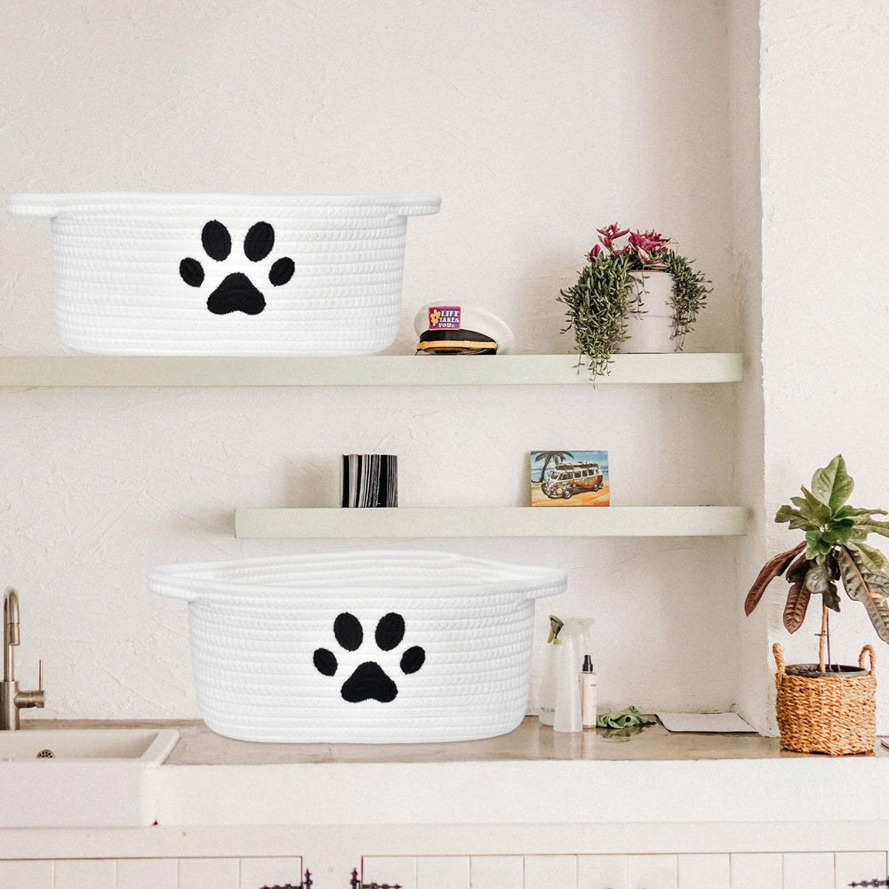 ABenkle foldable-shape basket recovers after shipping for display