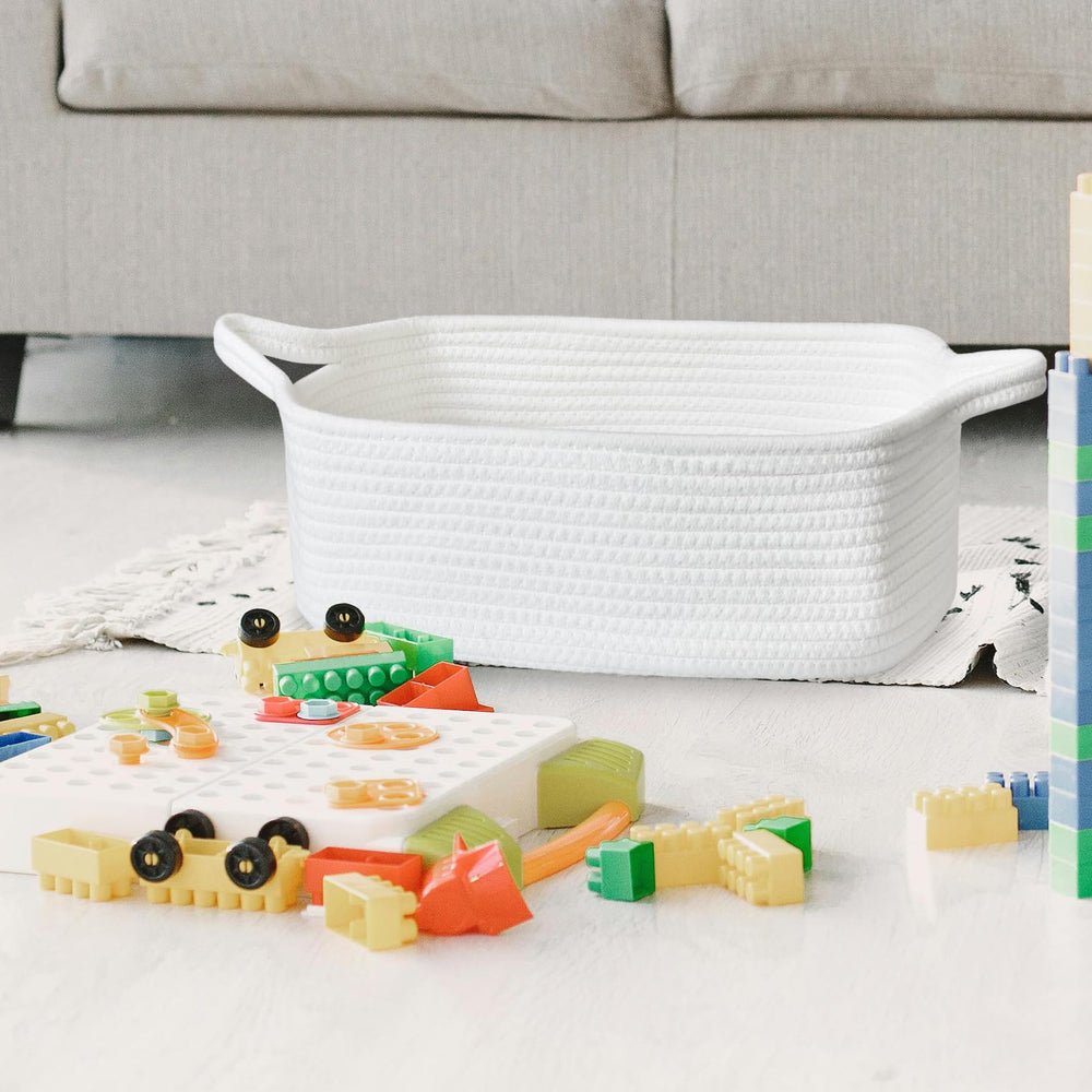 ABenkle washable basket machine-cleanable with mild detergent for easy care