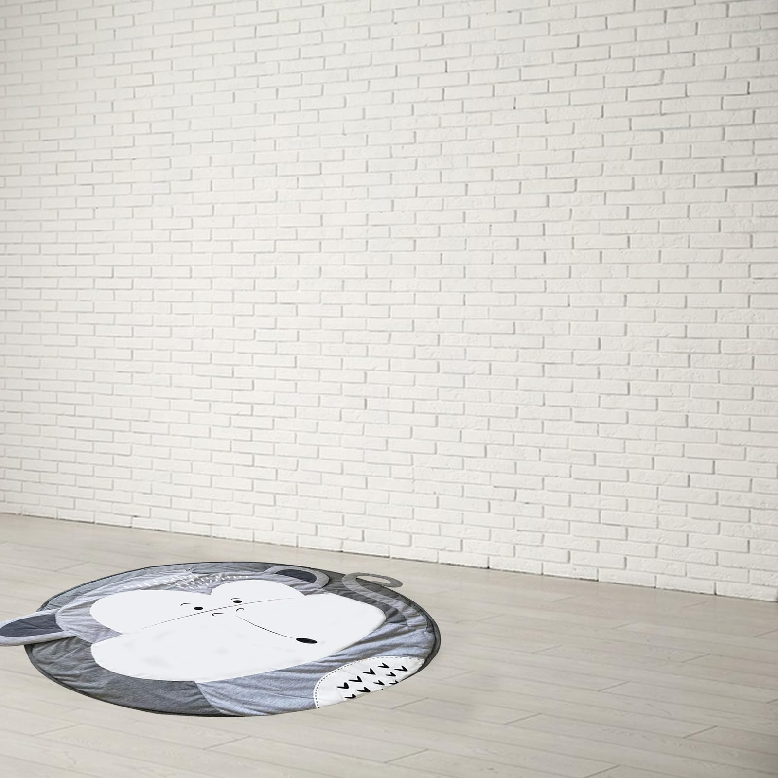 ABREEZE round mat ideal for air-conditioned rooms and naps