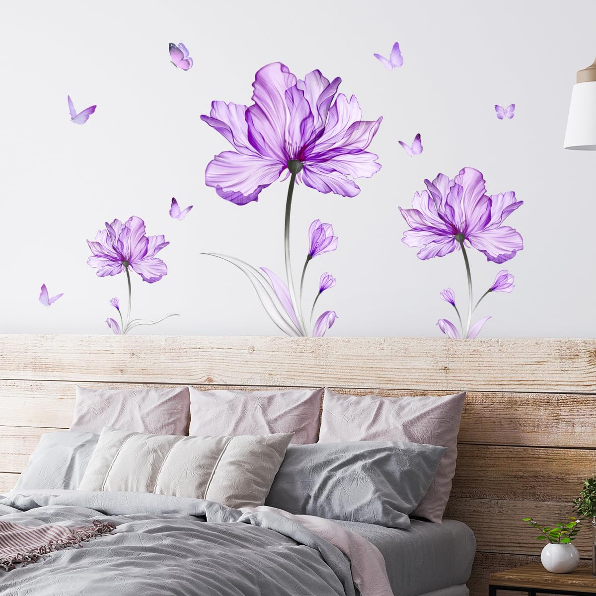 Accddio matte-finish vinyl decals offer a smooth, non-glare surface for walls.