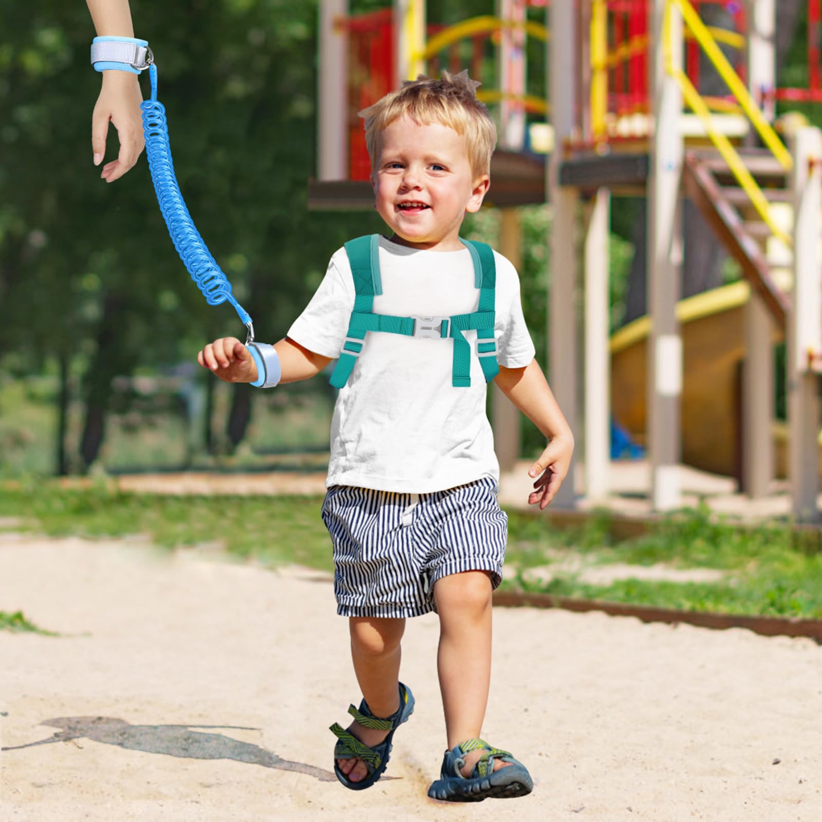 Accmor 3-in-1 use cases illustrated by wristband and rope options for flexible parenting