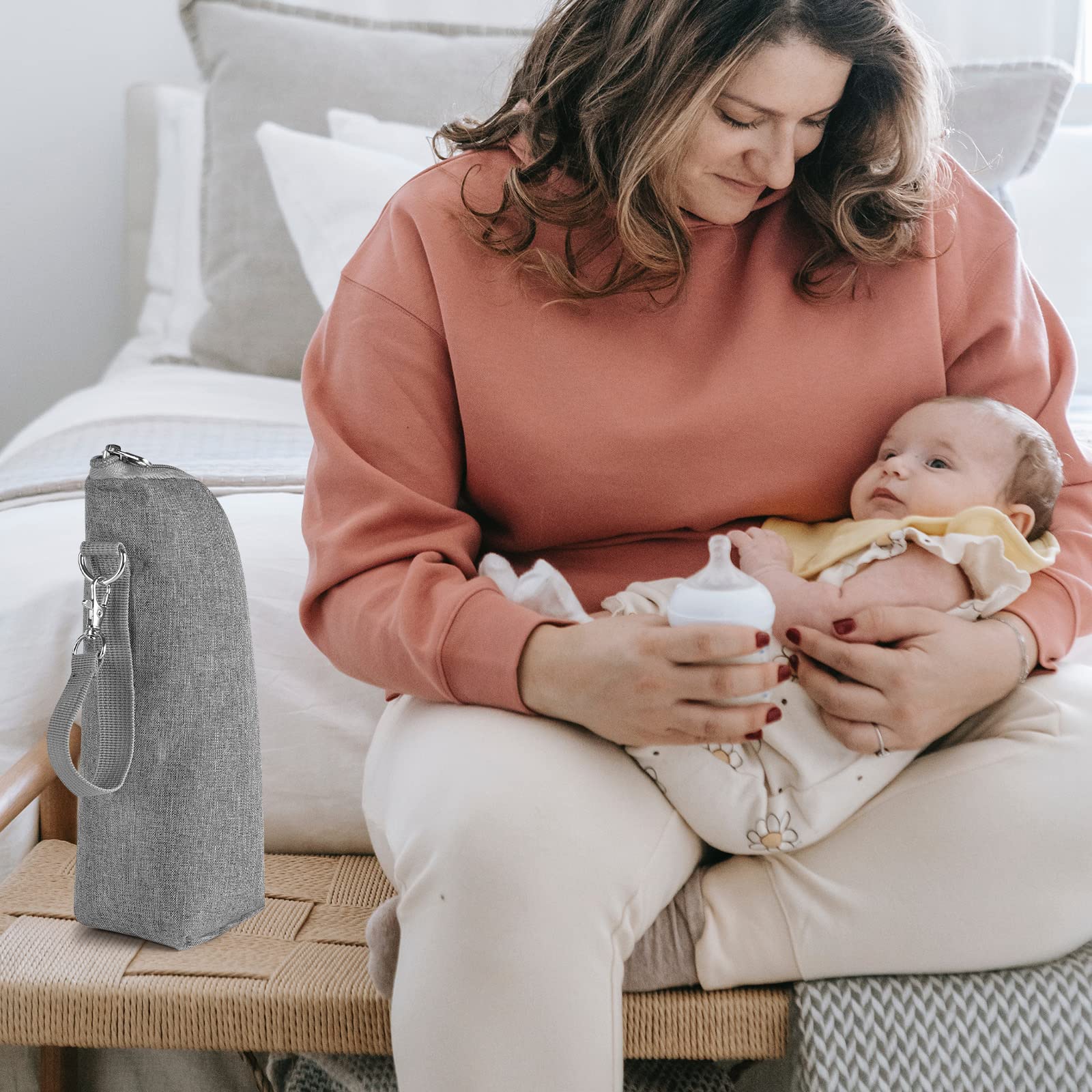 Accmor insulated tote keeps milk safe while on the go.