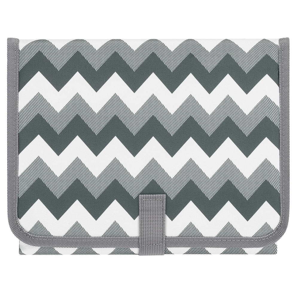Accmor baby shower gift-ready changing pad is durable, practical, and convenient for new parents.