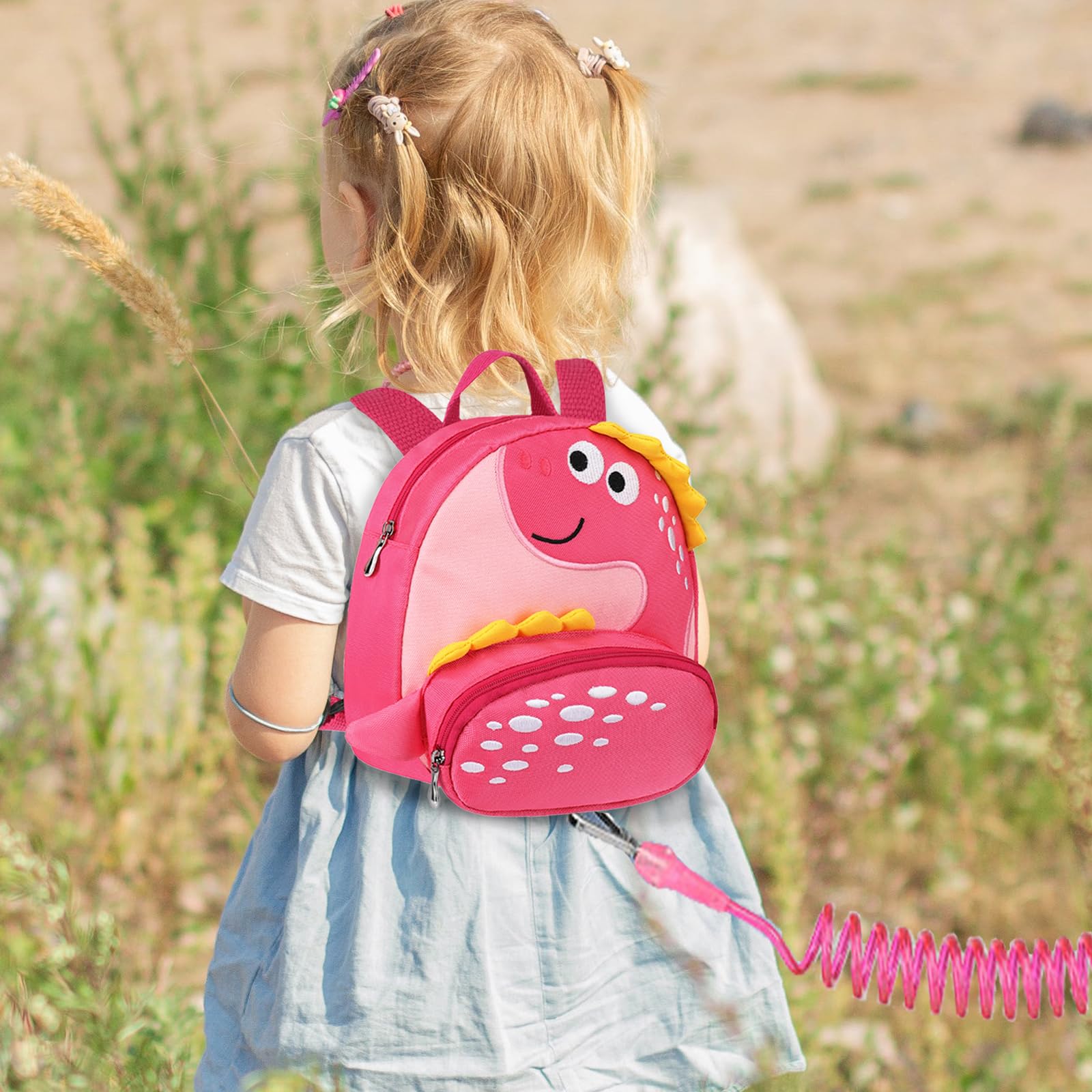Accmor compact travel backpack dimensions help with easy packing of essentials.