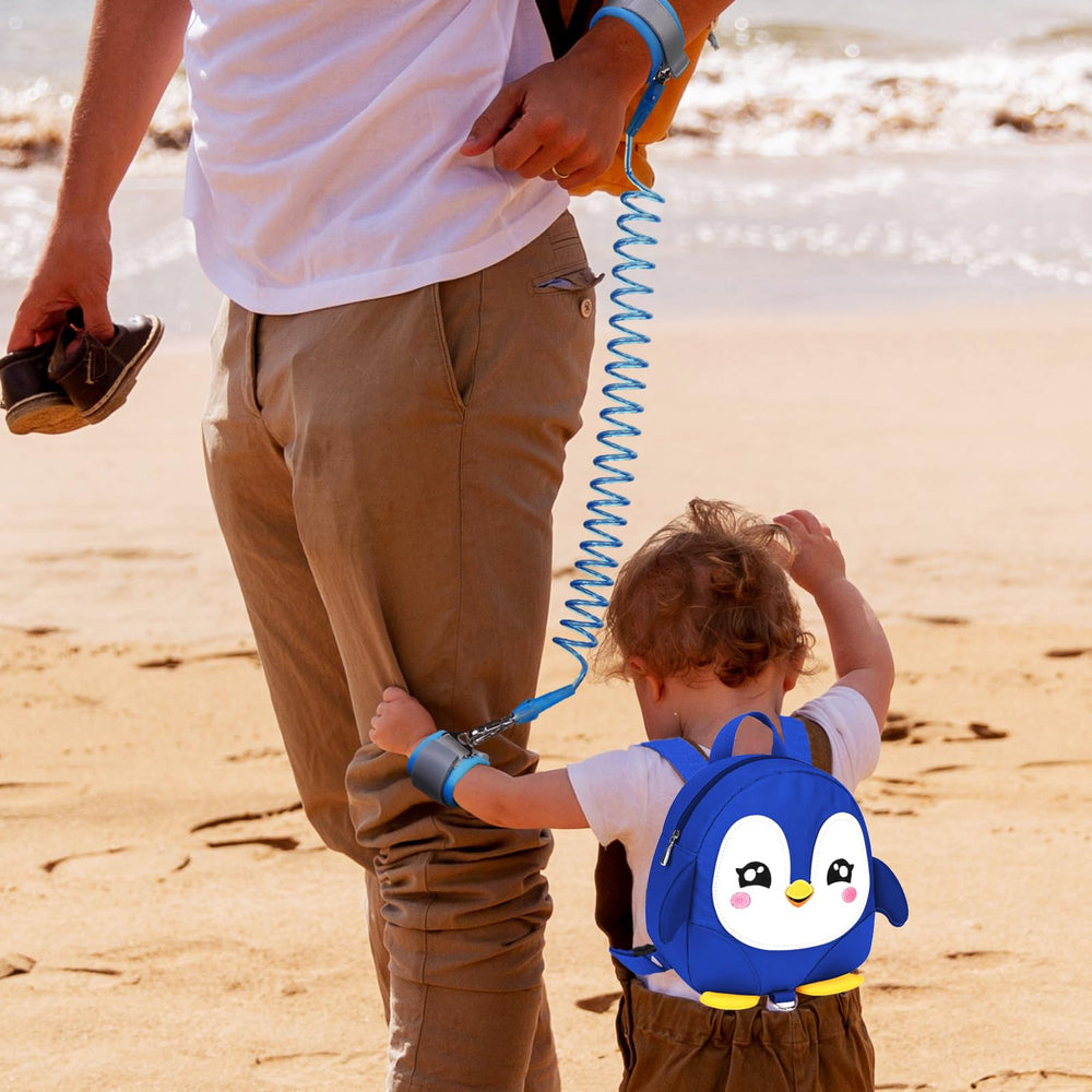 Accmor penguin backpack makes a thoughtful gift for young explorers