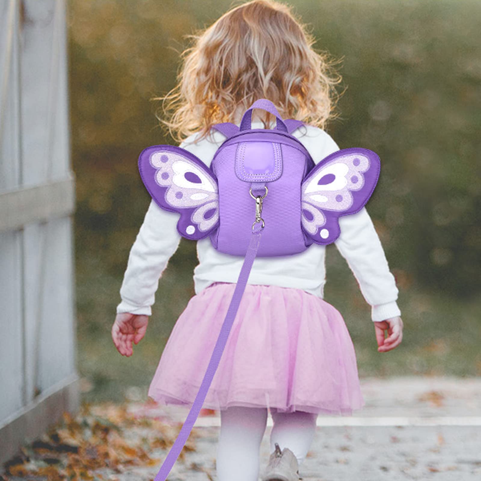 Accmor kids travel harness ideal for zoo or park outings.