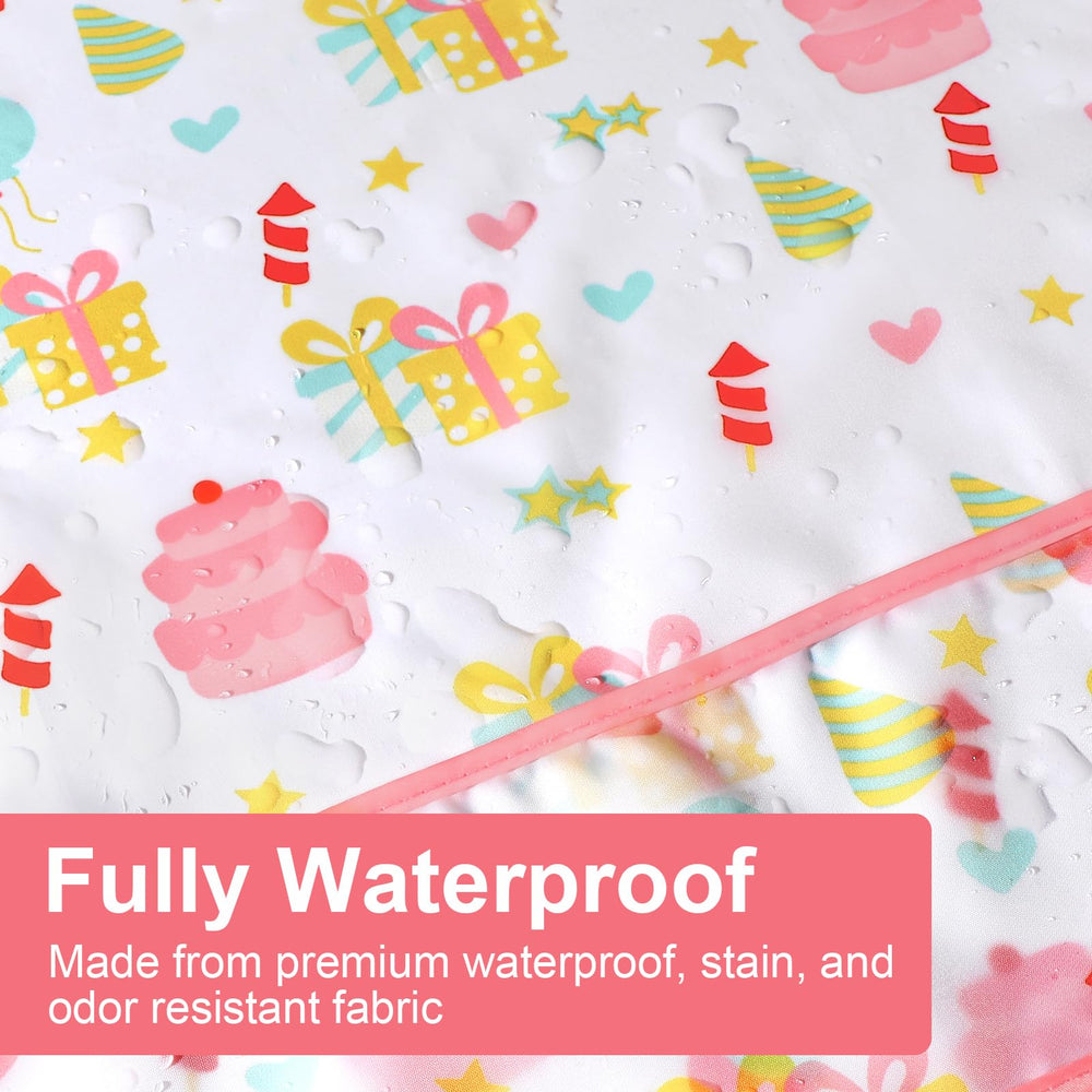 Accmor neckline design detail highlighting comfortable fit for growing infants