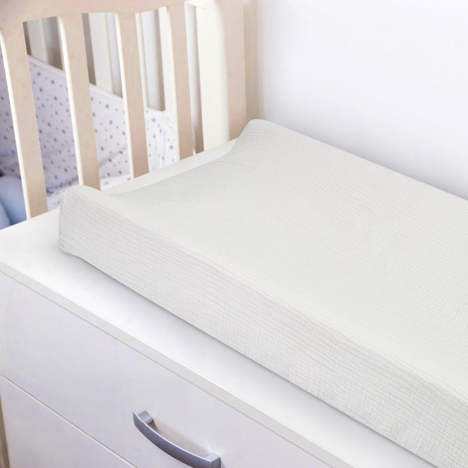 Accmor two-pack changing pad covers offer versatile value for nursery or travel.